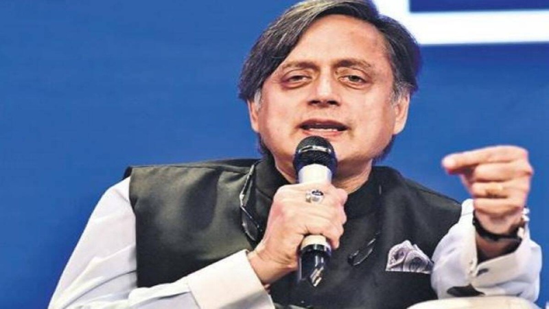 Shashi Tharoor (1)