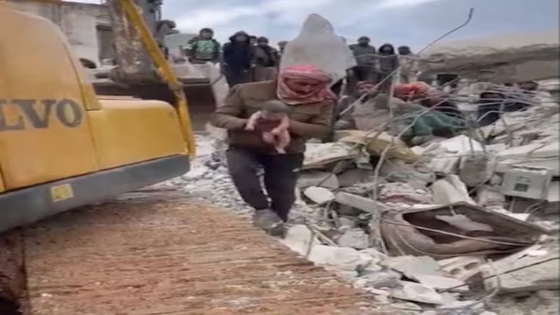 Turkey Syria Earthquake New Born Baby Video Viral